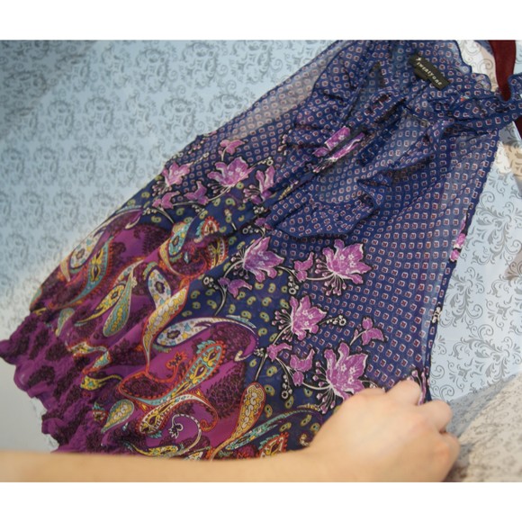 Medium (Plz Read) Forever 21 Twenty One Sheer Top Tie Keyhole Neck Ruffle Purple - Picture 4 of 10